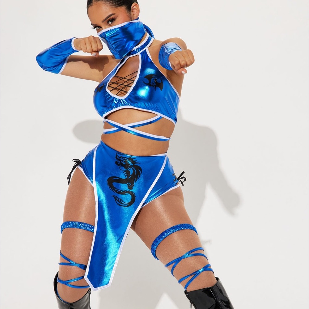 ENCHANTING ASSASSIN 6 PIECE SET-Blue. FASHION NOVA